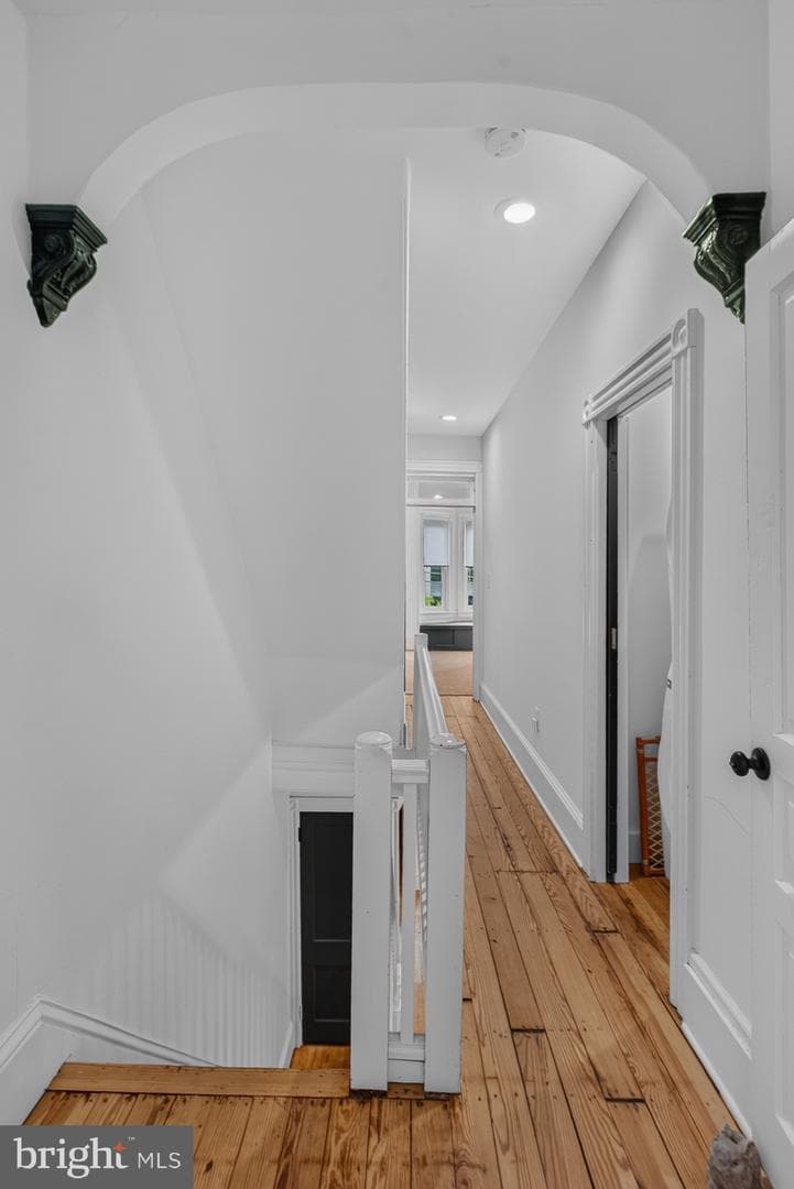 225 Elm Street photo 20