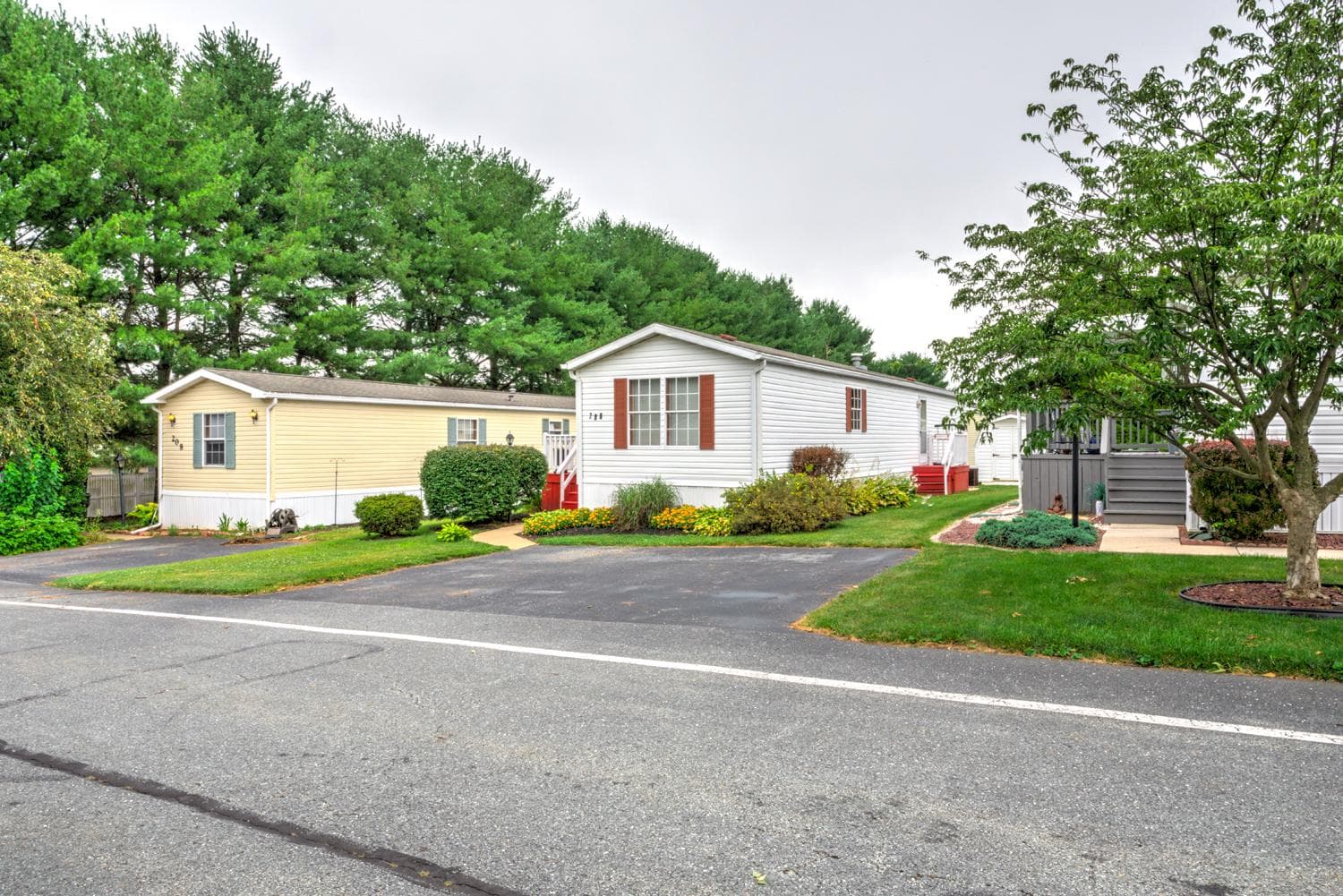 206 Saddleford Court N, Lancaster