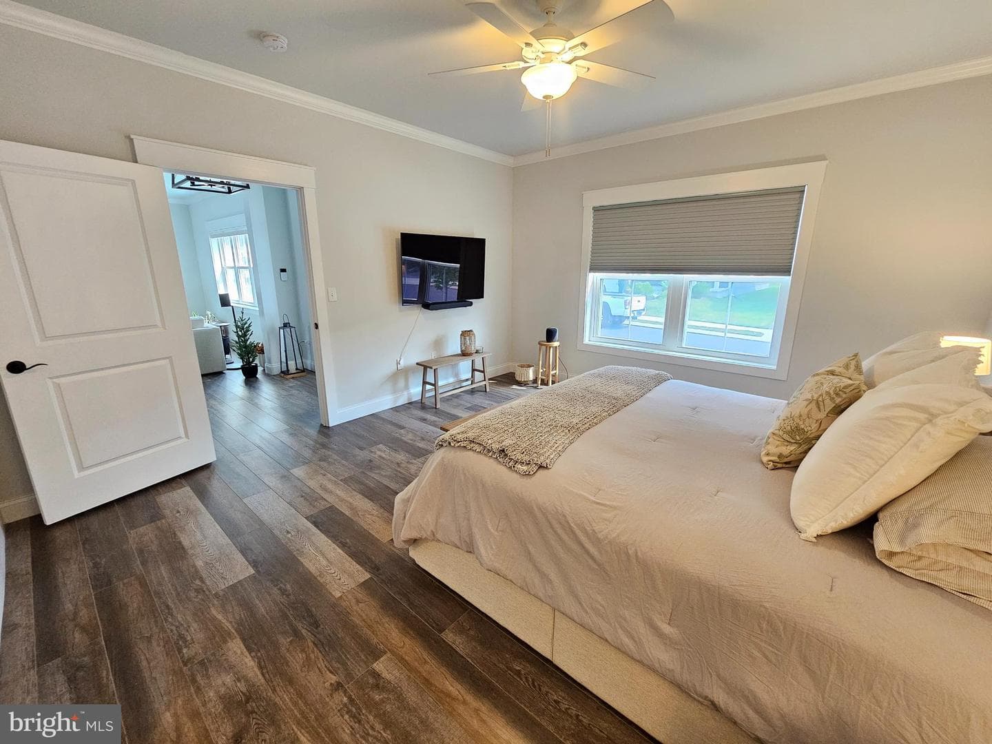 1855 Emerald Way photo 15