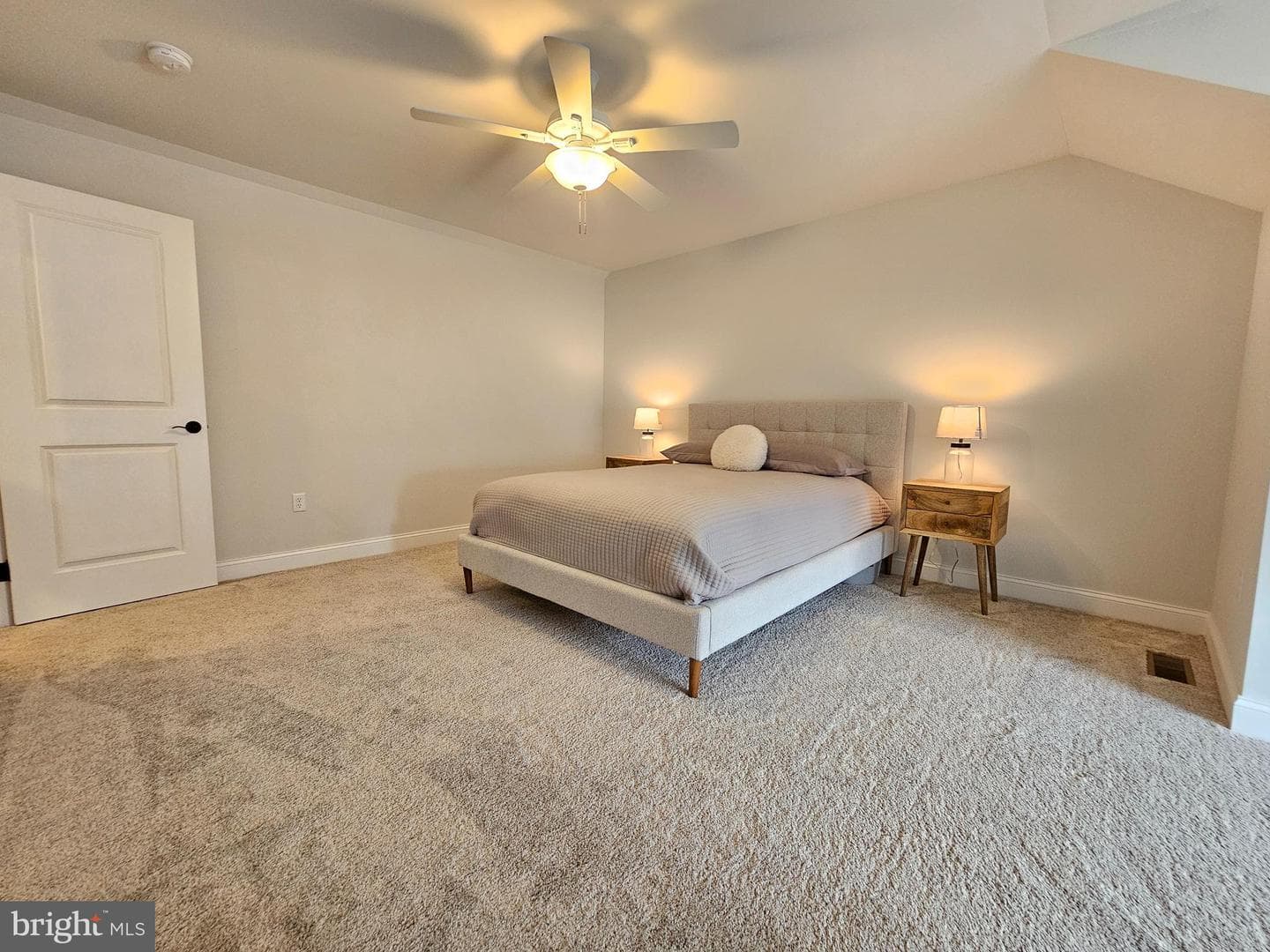 1855 Emerald Way photo 30