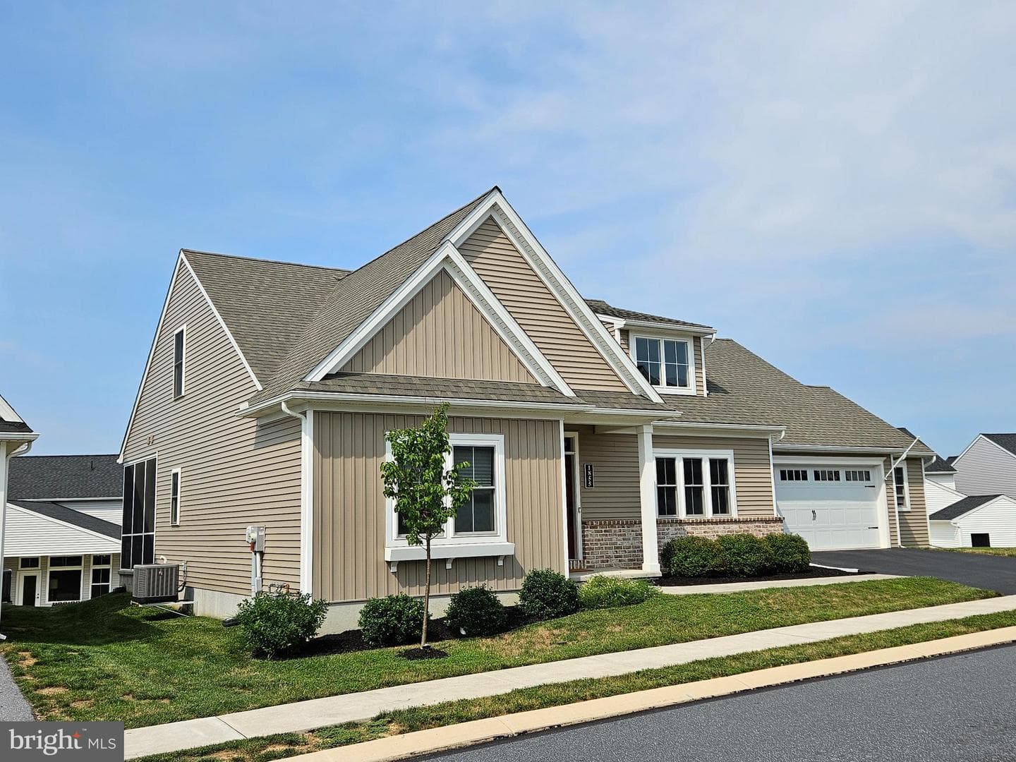 1855 Emerald Way photo 41