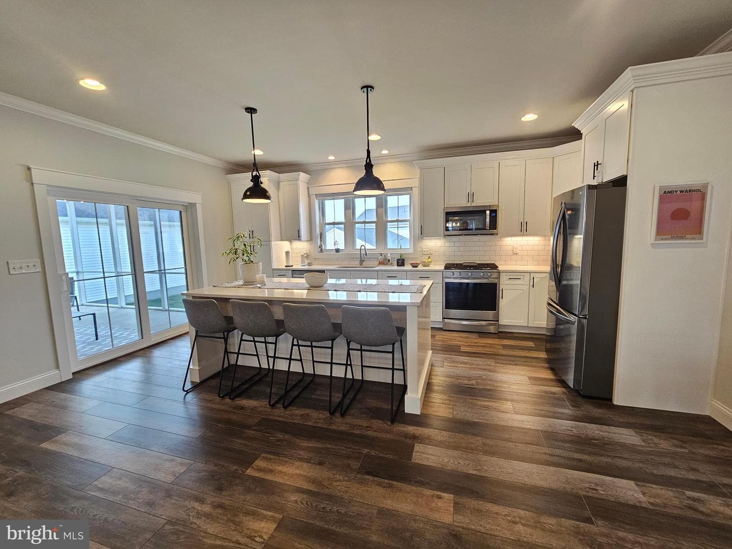 1855 Emerald Way photo 5