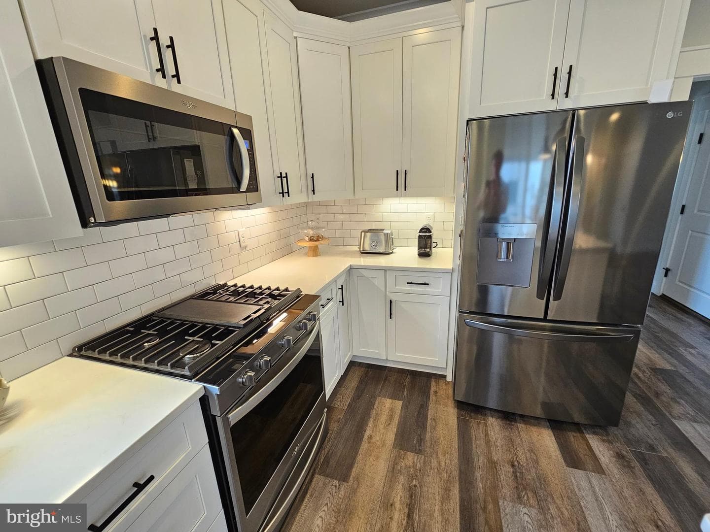 1855 Emerald Way photo 7