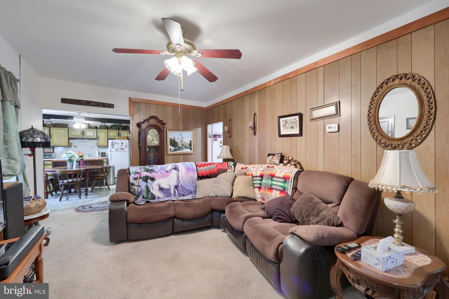 945 Maple Street photo 8