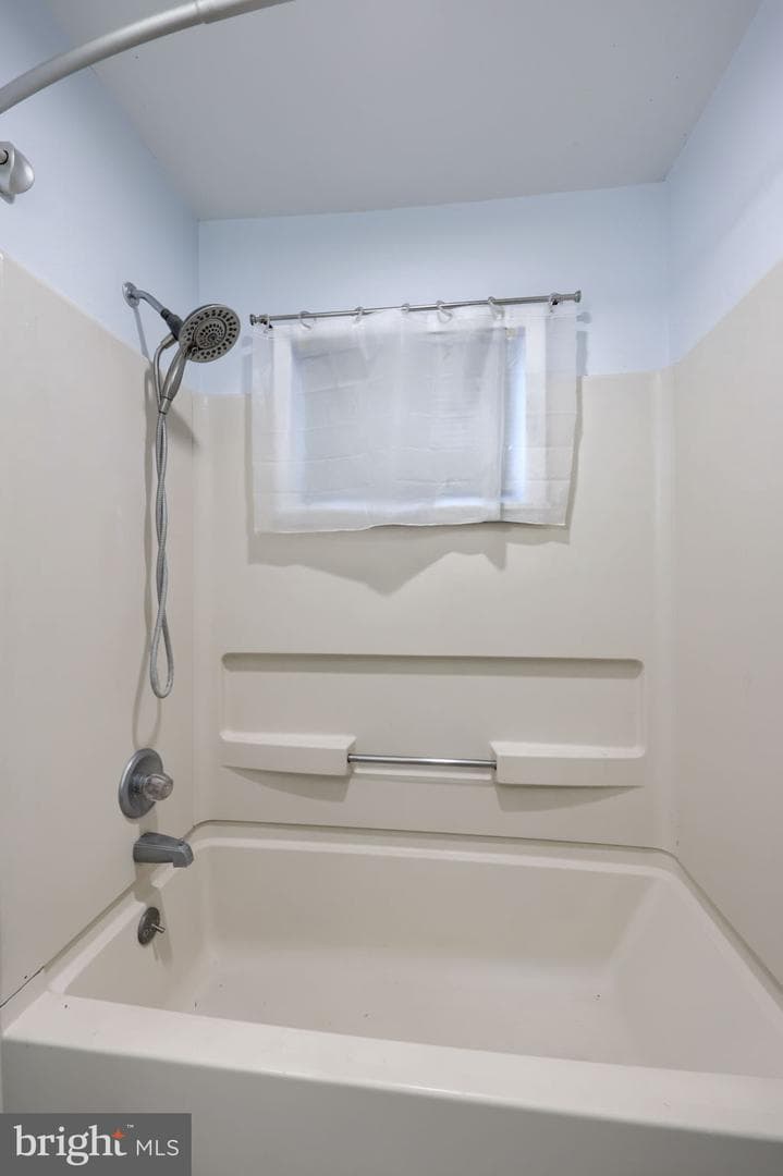138 Crest Avenue photo 18