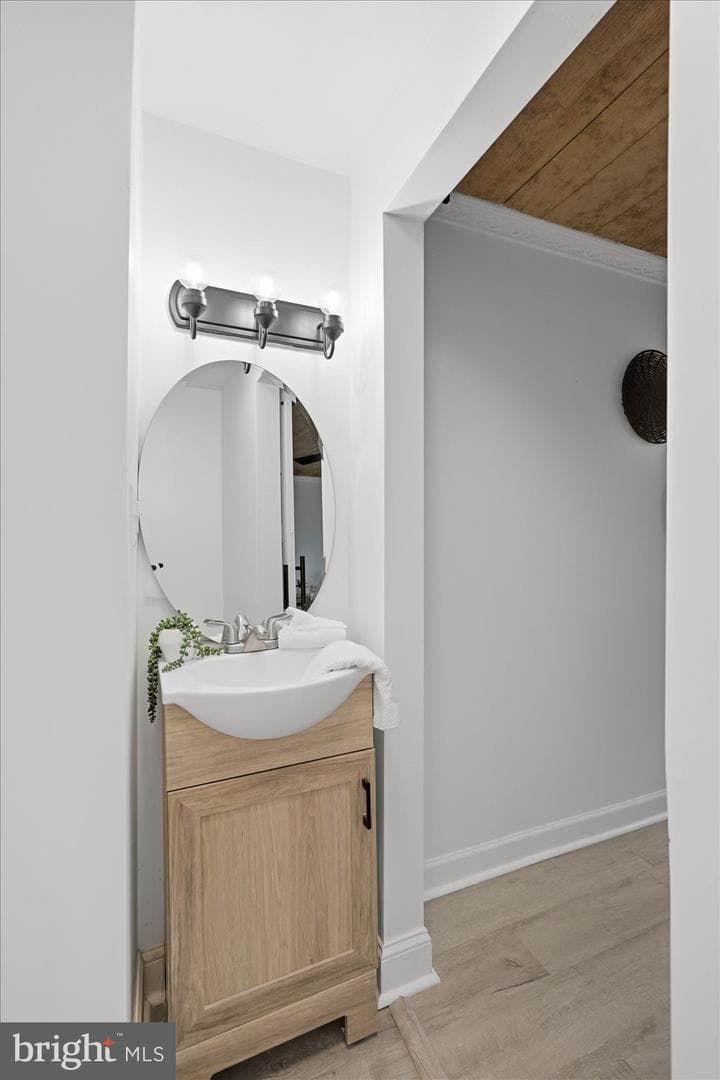 709 Saint Joseph Street photo 32