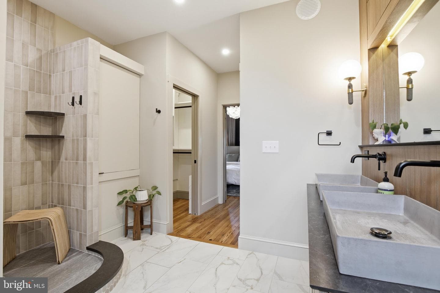 237 N Lime Street photo 37