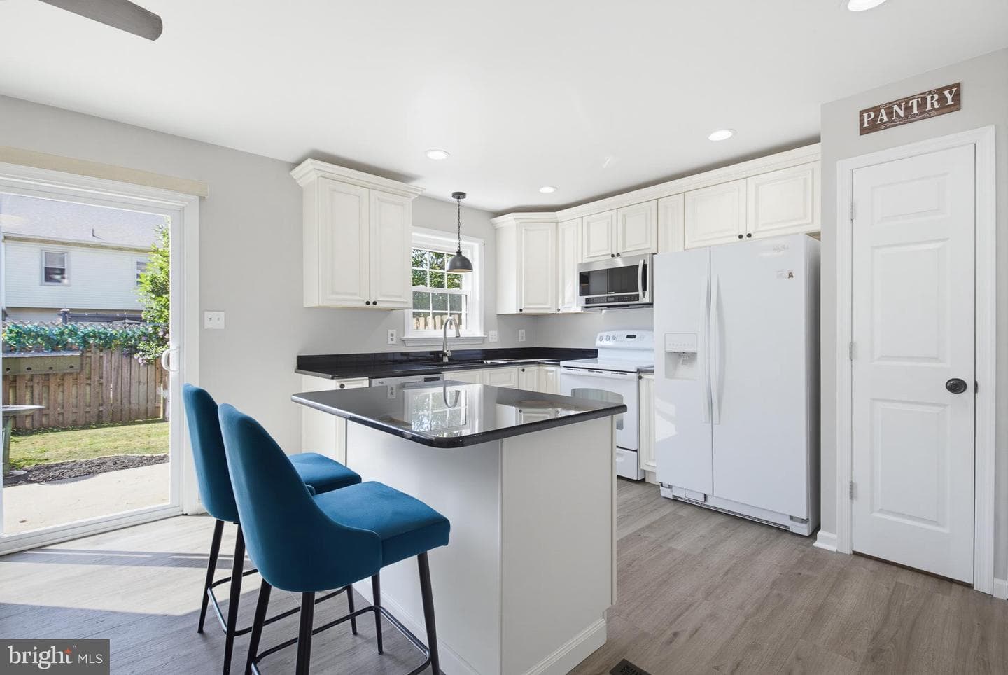 2792 Madison Court photo 4