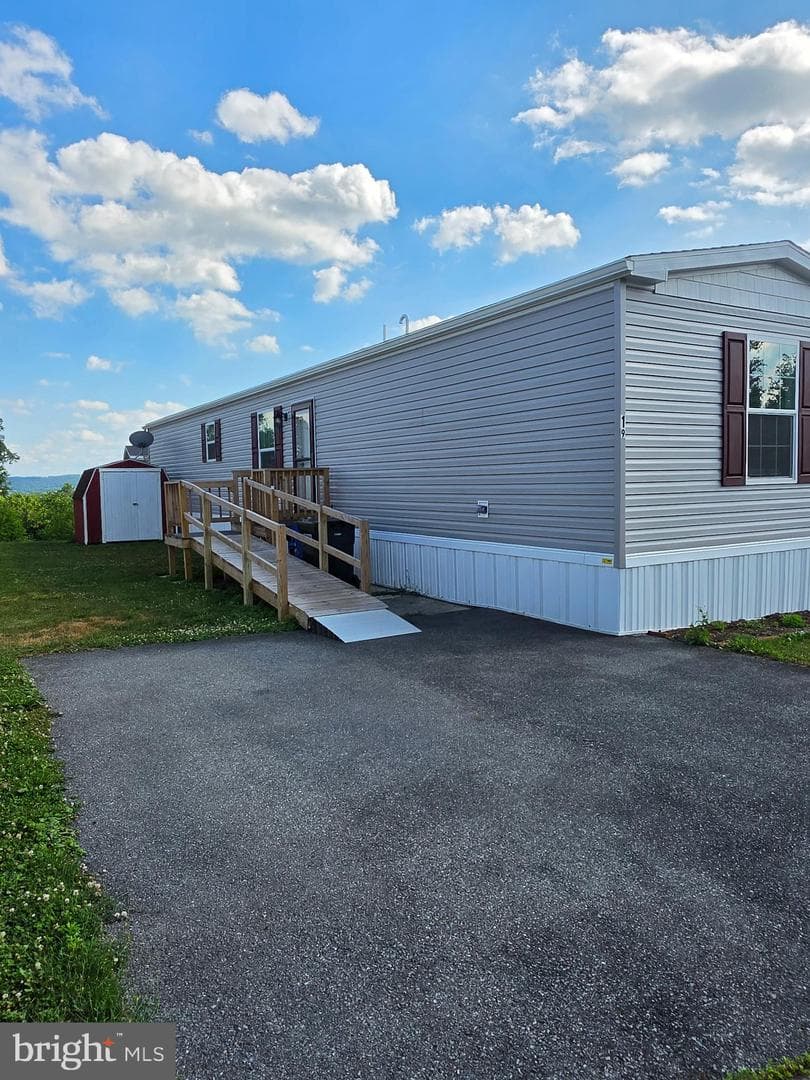 955 Wollups Hill Road, Stevens