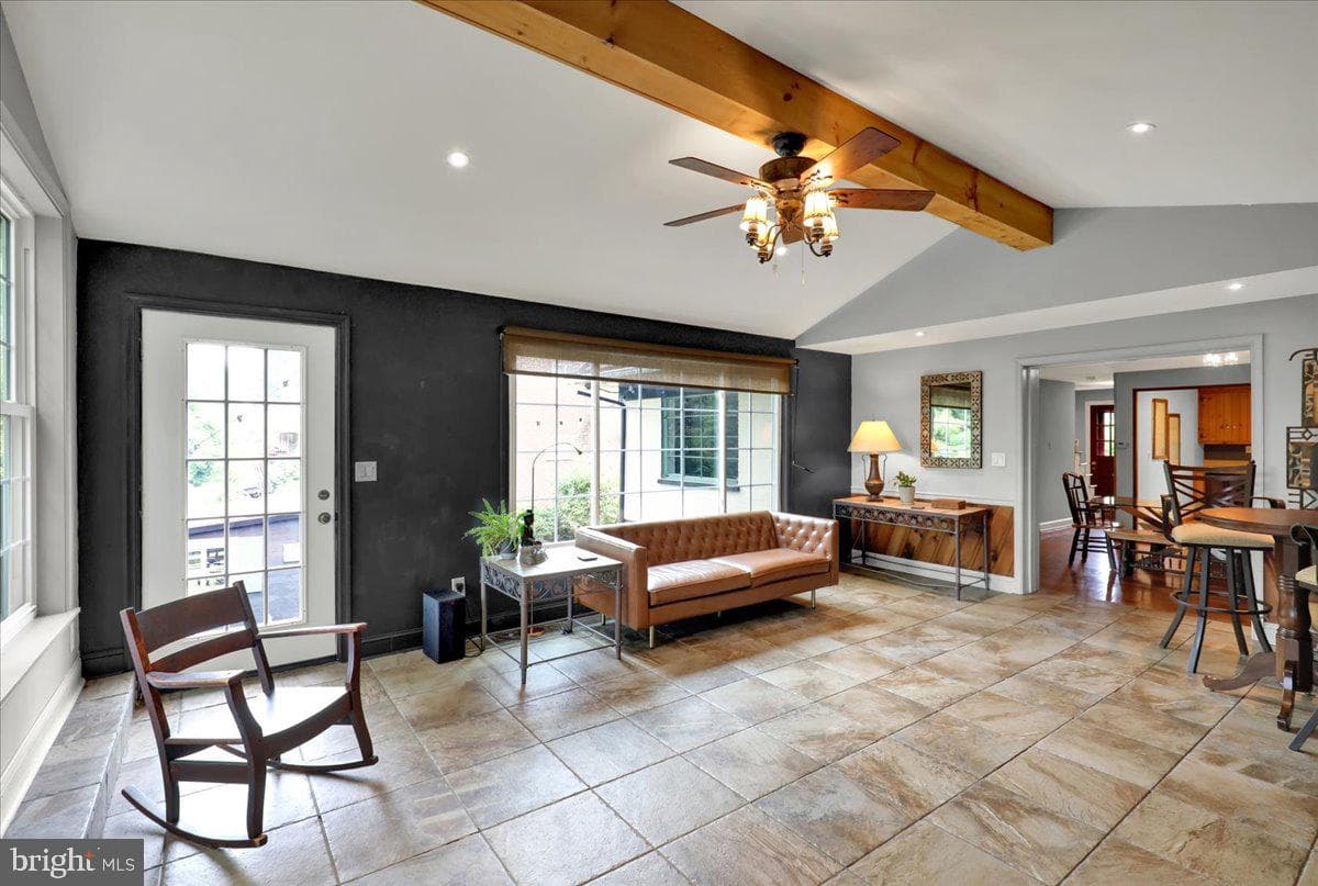 16 Jackson Drive photo 22