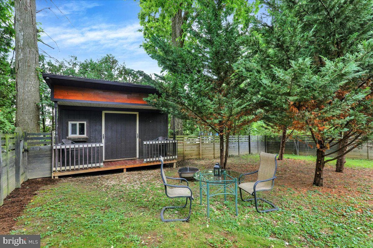 16 Jackson Drive photo 55
