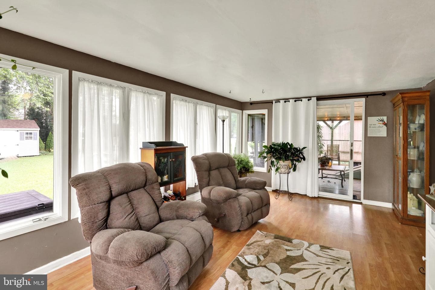 6351 Jackson Drive photo 10