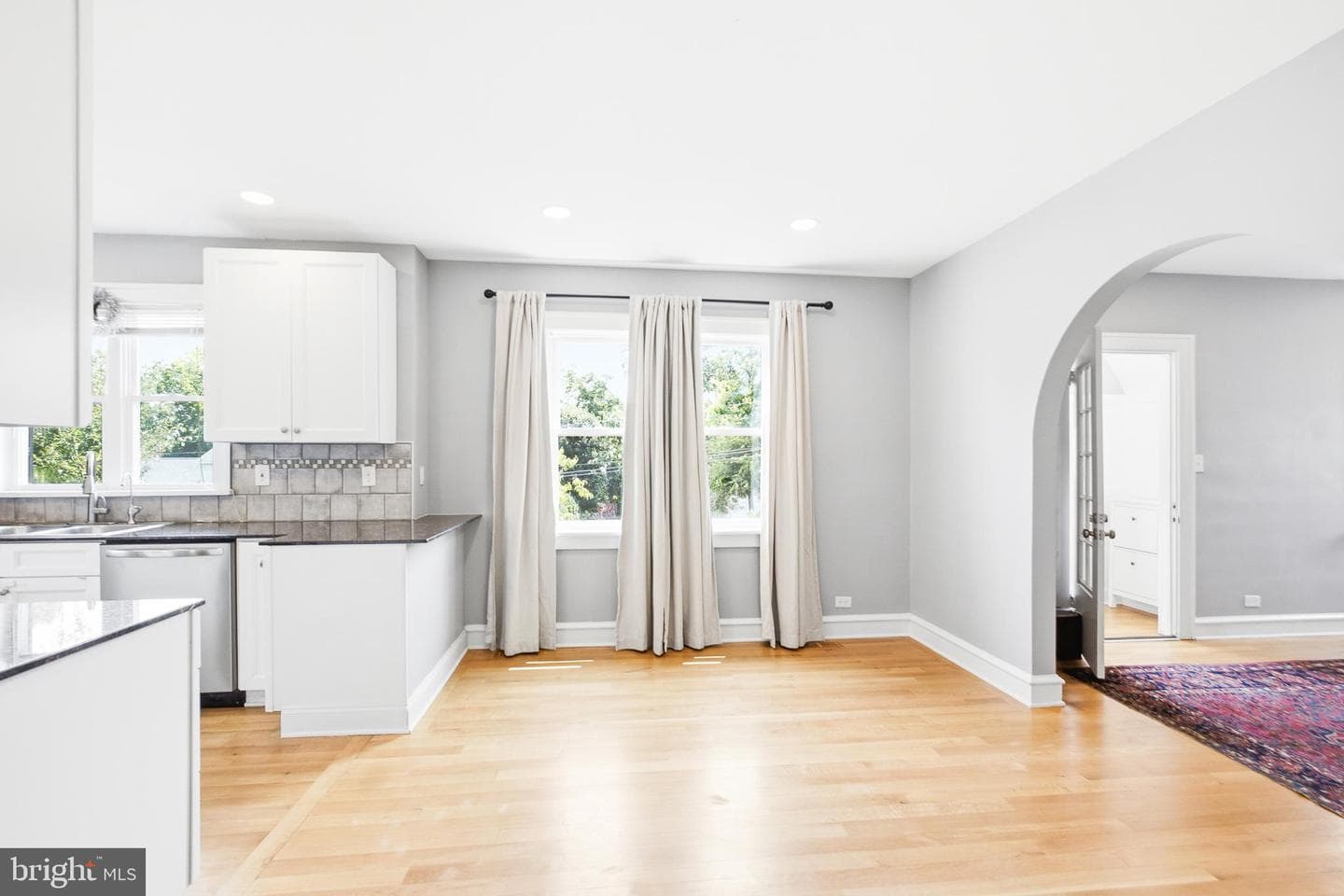 1605 Wilson Avenue photo 7