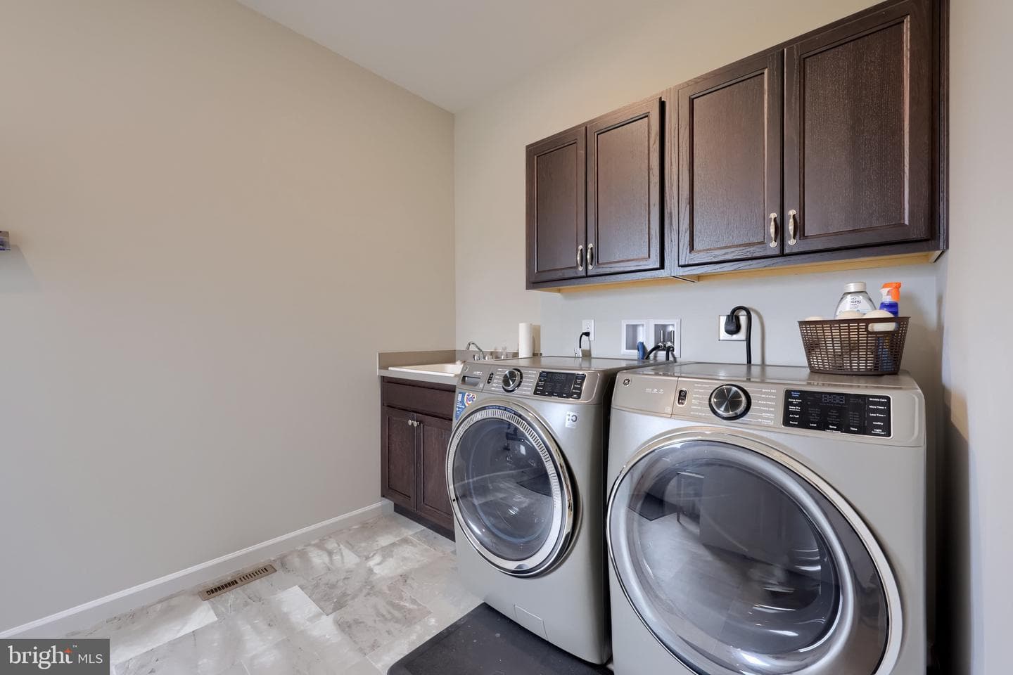315 Goshawks Road photo 52
