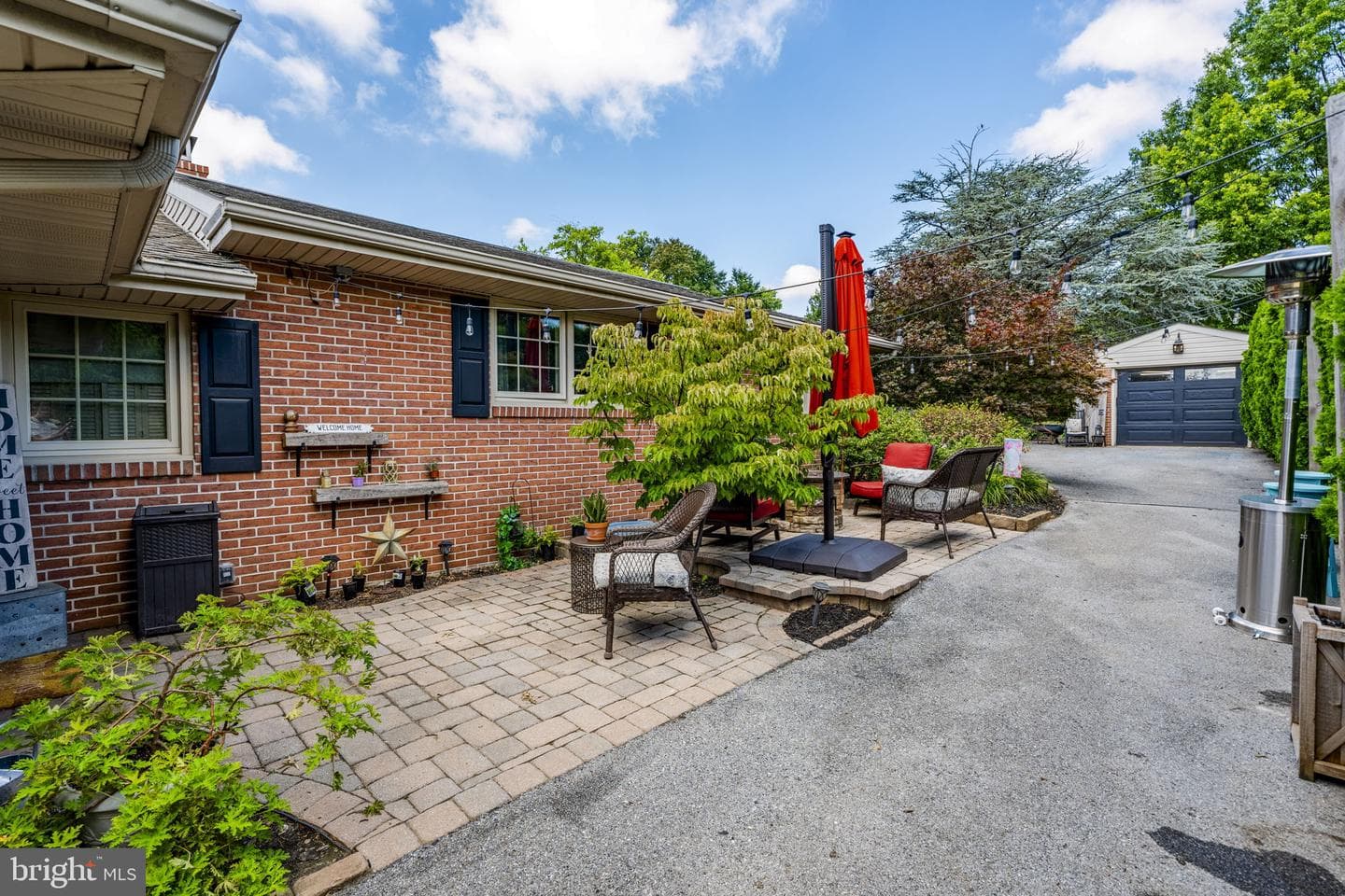 201 Hillcrest Road photo 41