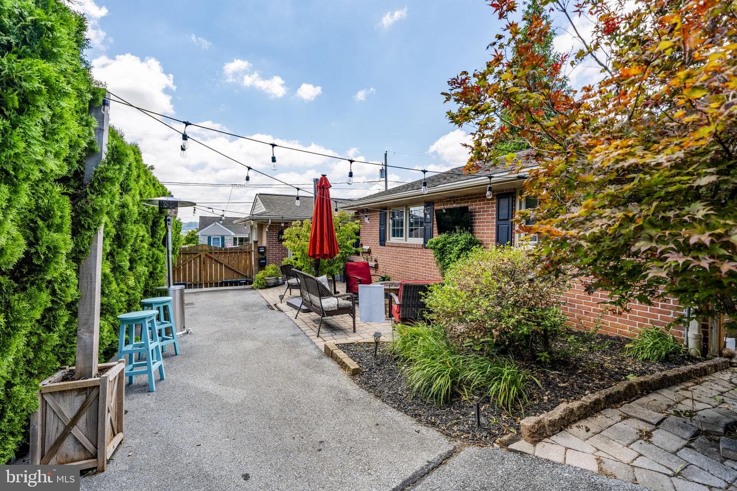 201 Hillcrest Road photo 45
