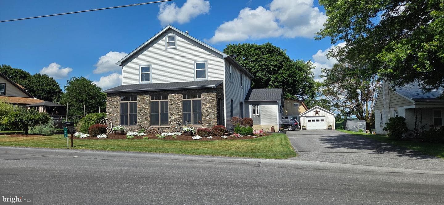 1075 Georgetown Road photo 1