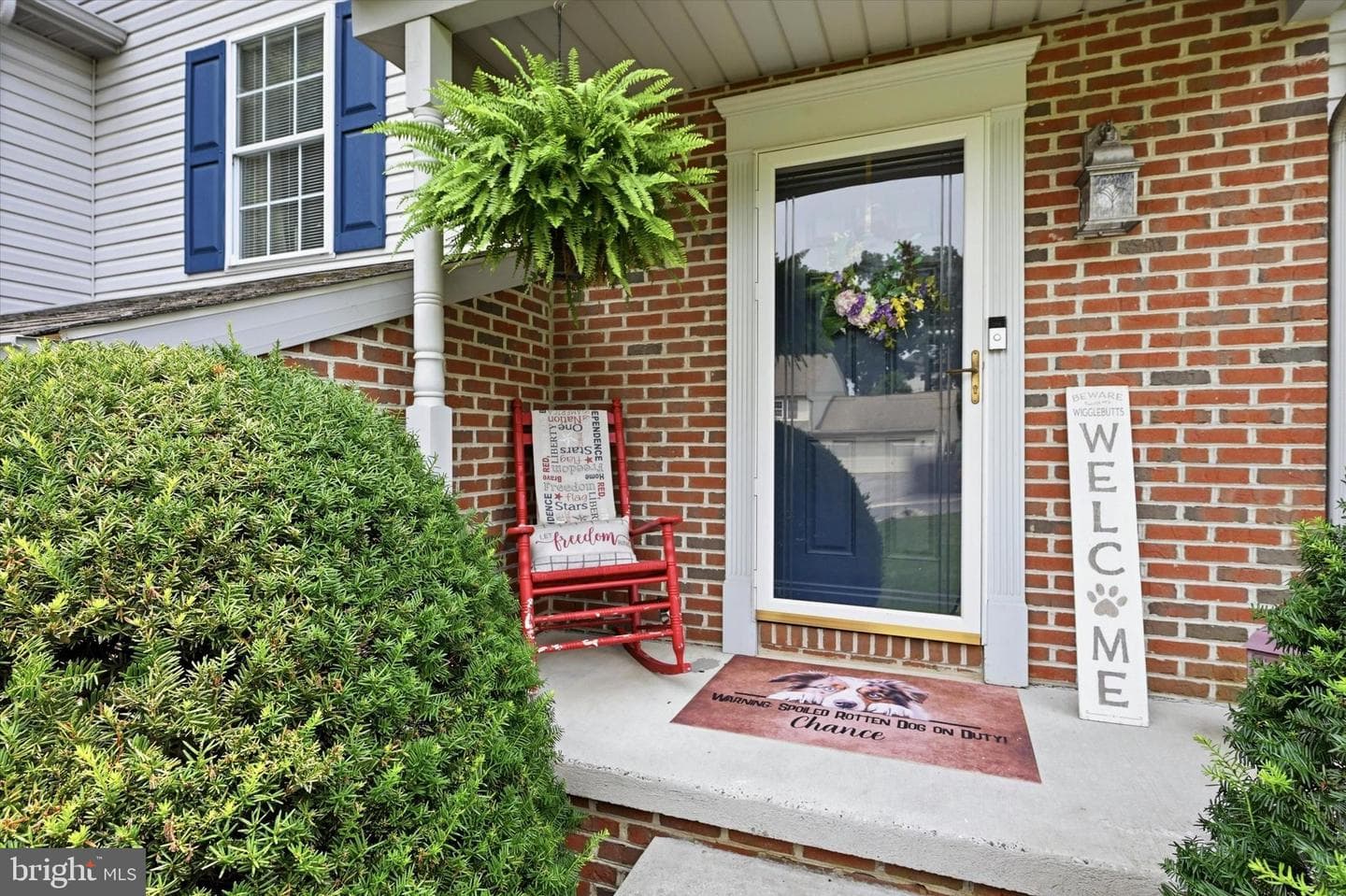 121 Meadowview Drive photo 3