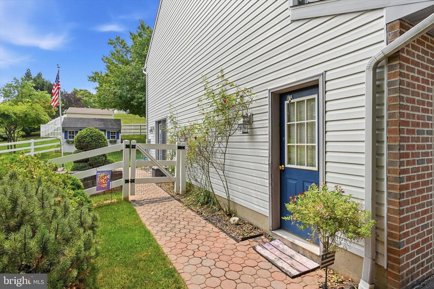 121 Meadowview Drive photo 32