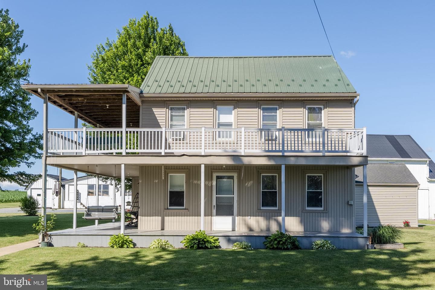 680 N Railroad Avenue photo 14