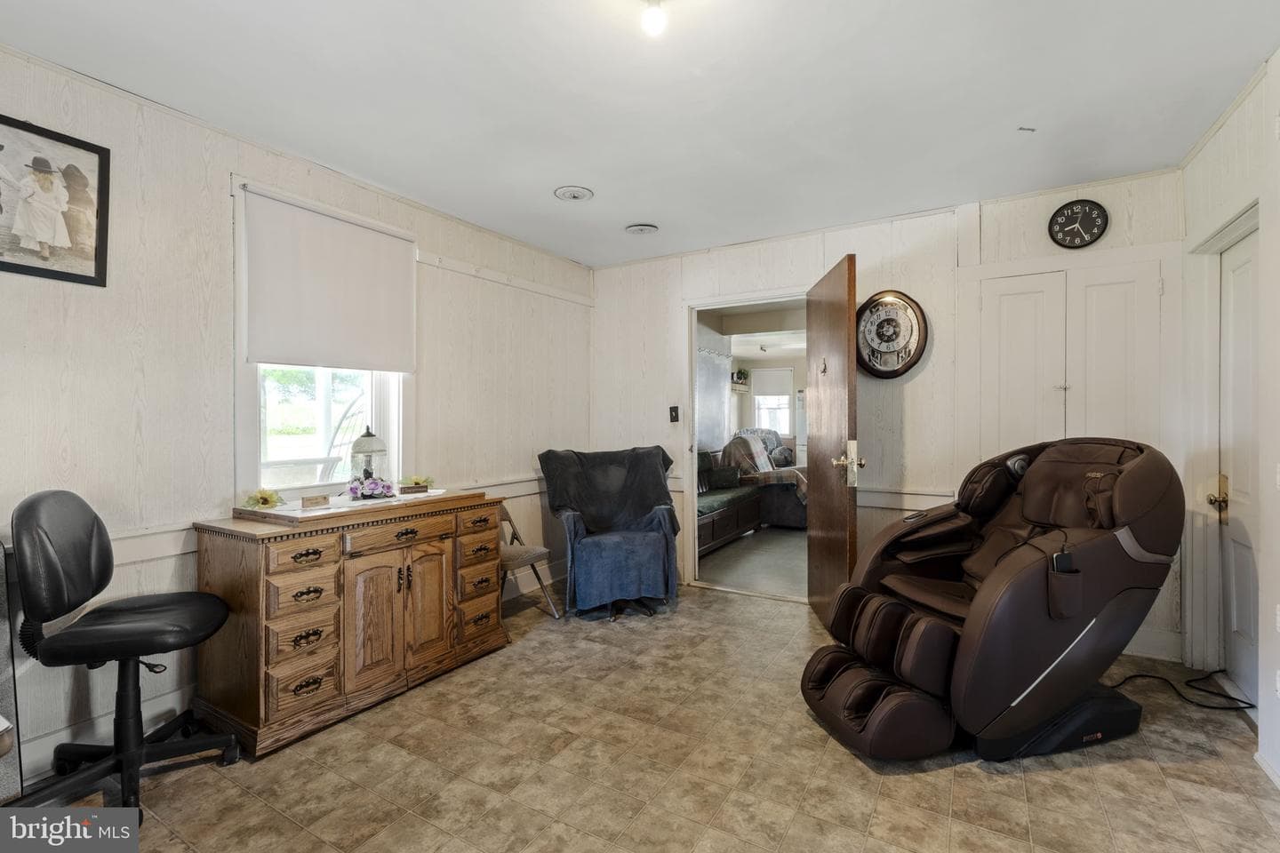 680 N Railroad Avenue photo 34