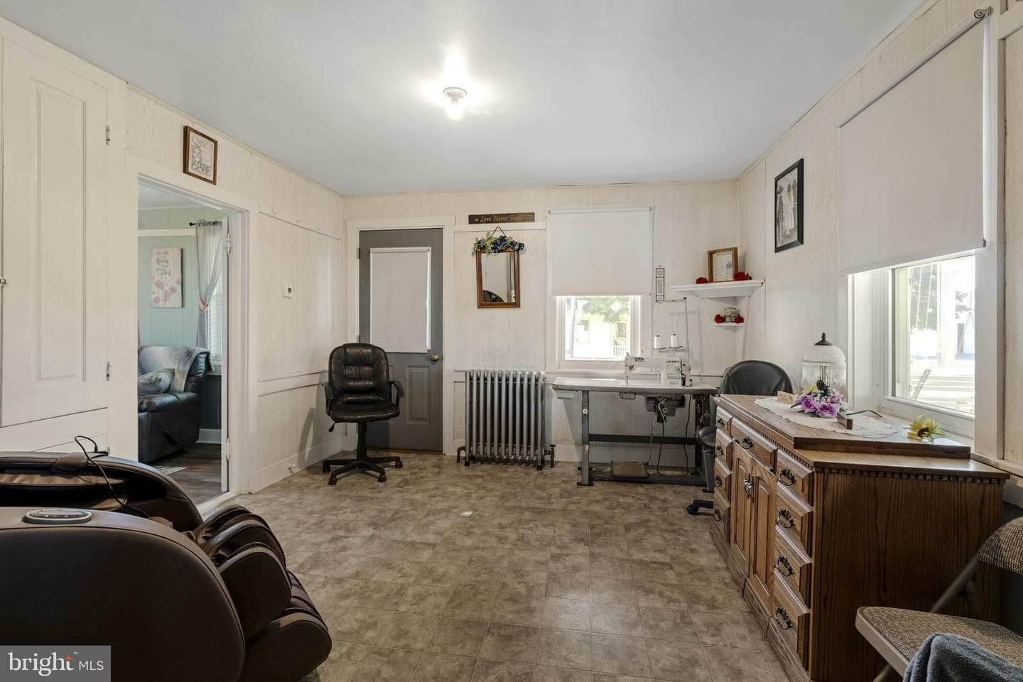 680 N Railroad Avenue photo 35