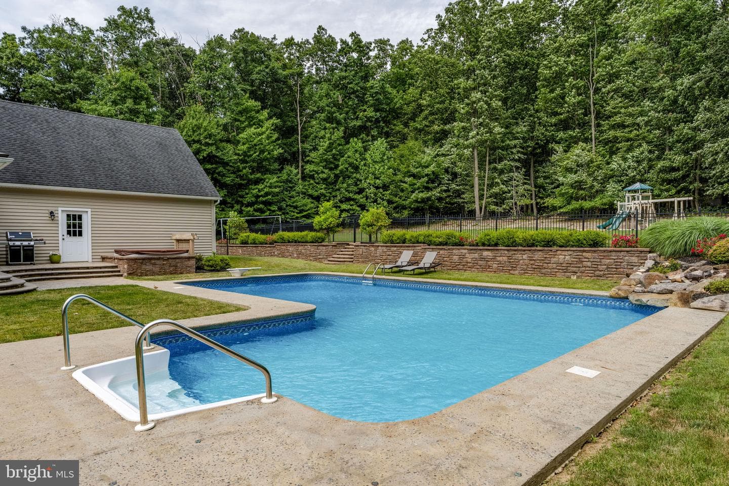 5611 Meadeville Road photo 46