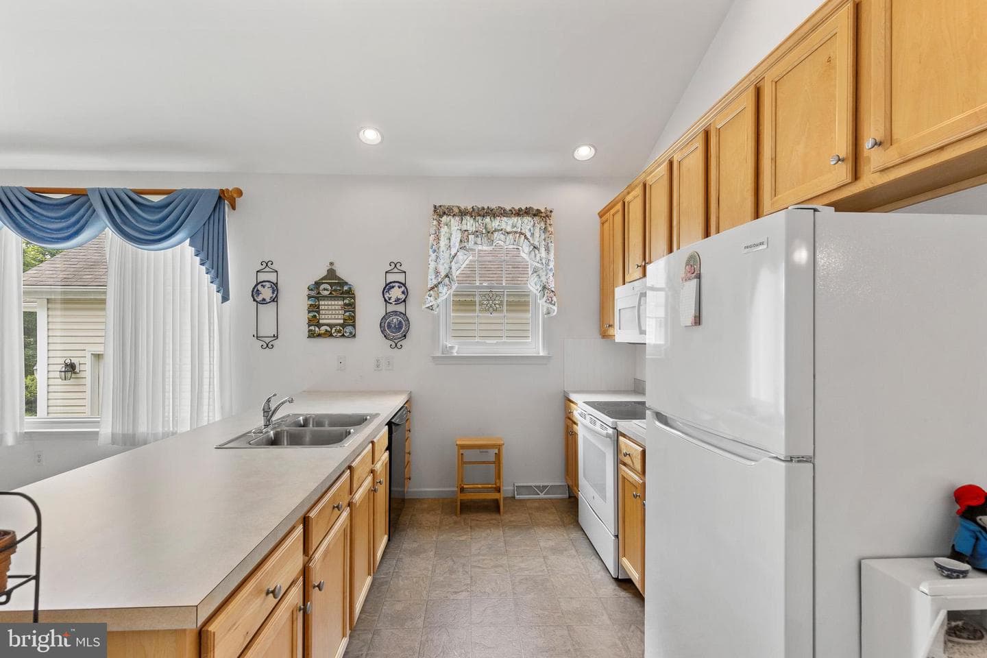 424 Haymarket Lane photo 11