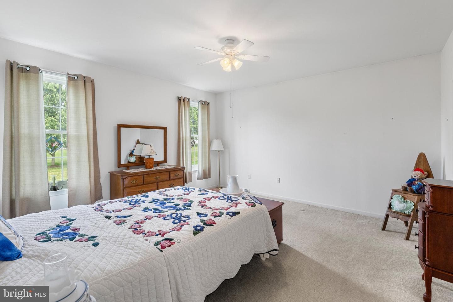 424 Haymarket Lane photo 12