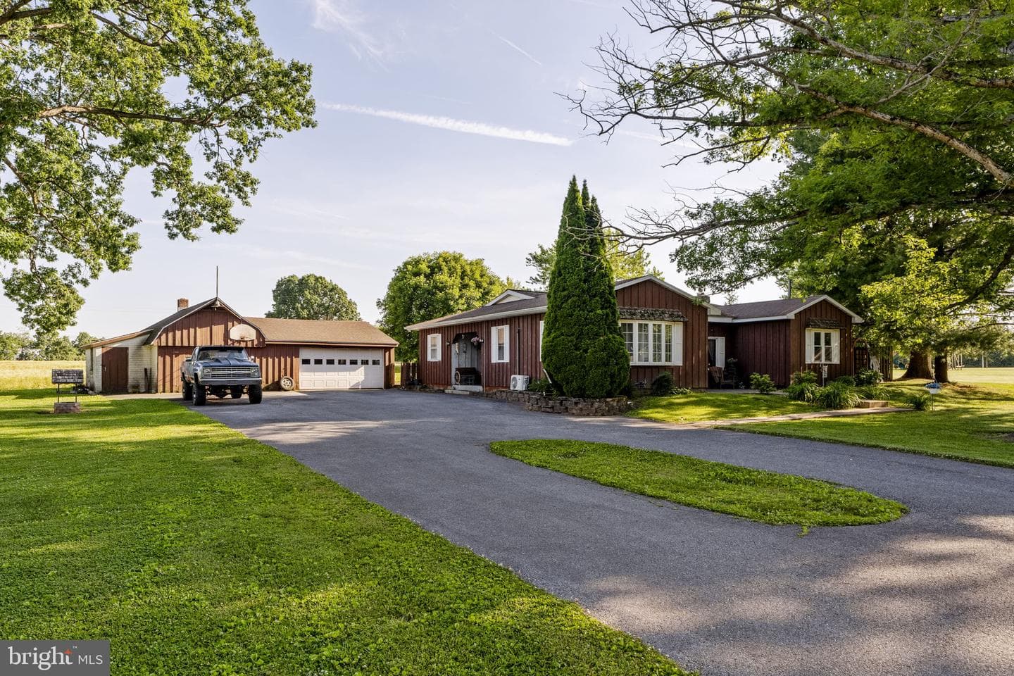 225 Hartings Park Road photo 1