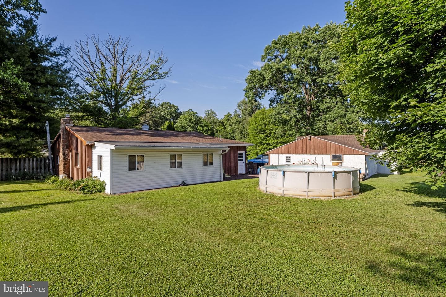 225 Hartings Park Road photo 10