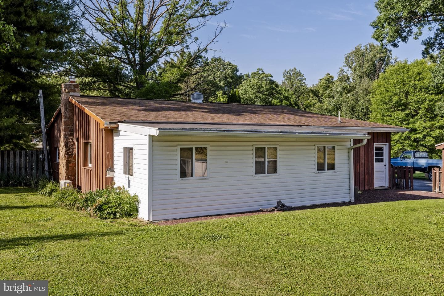225 Hartings Park Road photo 11