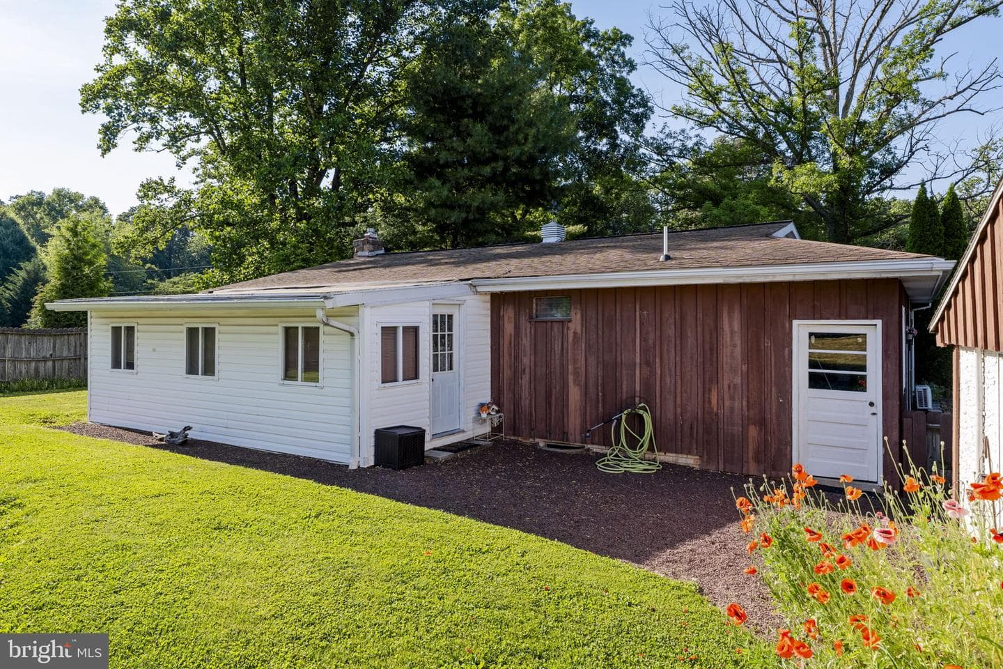 225 Hartings Park Road photo 12