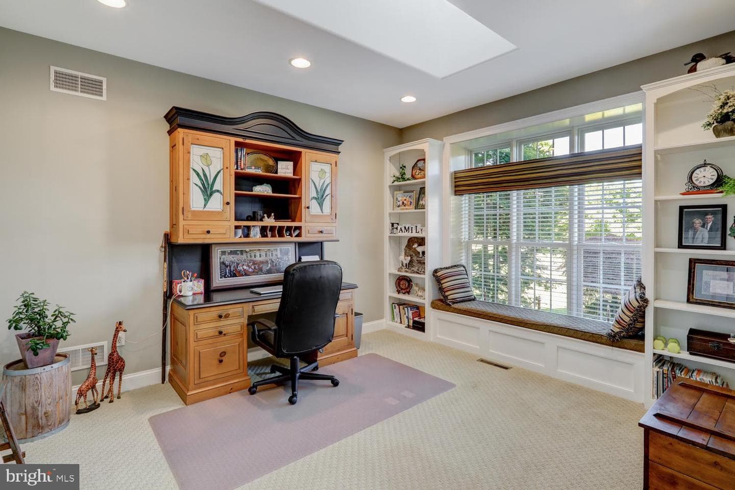 314 Deerfield Drive photo 8