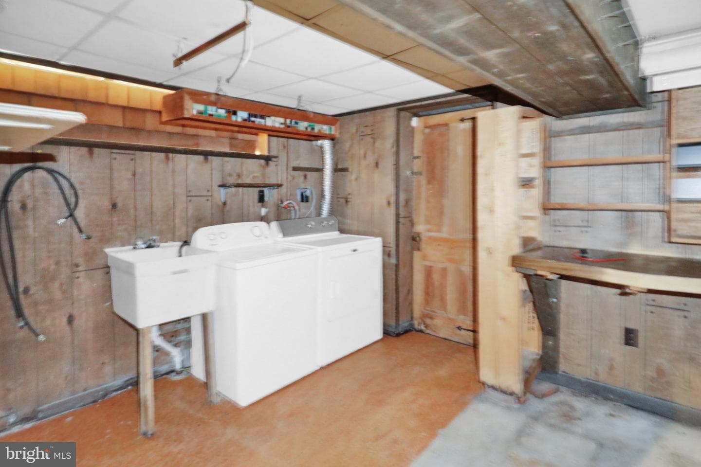 1194 Elm Avenue photo 25