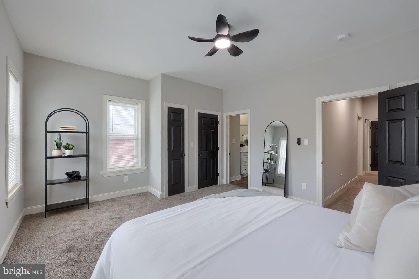 662 Walnut Street photo 25