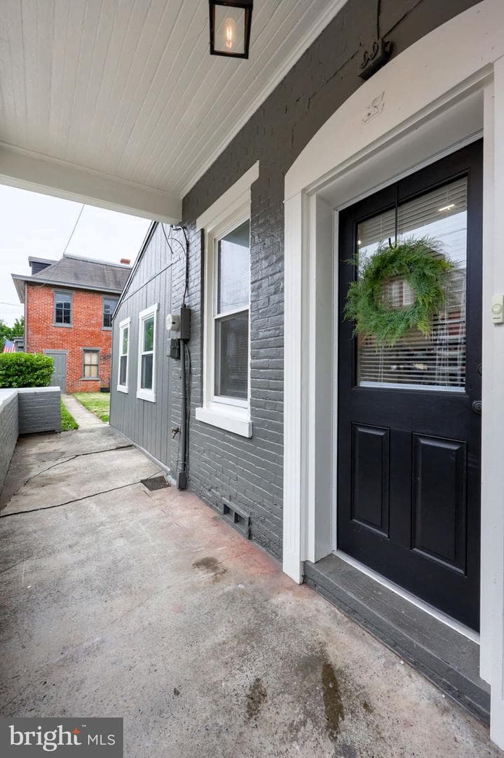 662 Walnut Street photo 31