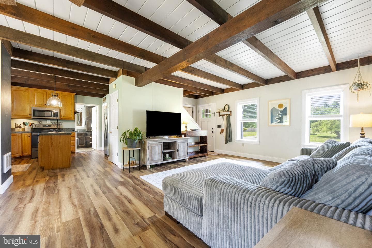 50 Saddler Drive photo 11