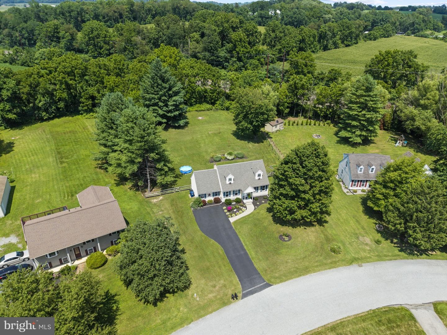 50 Saddler Drive photo 5