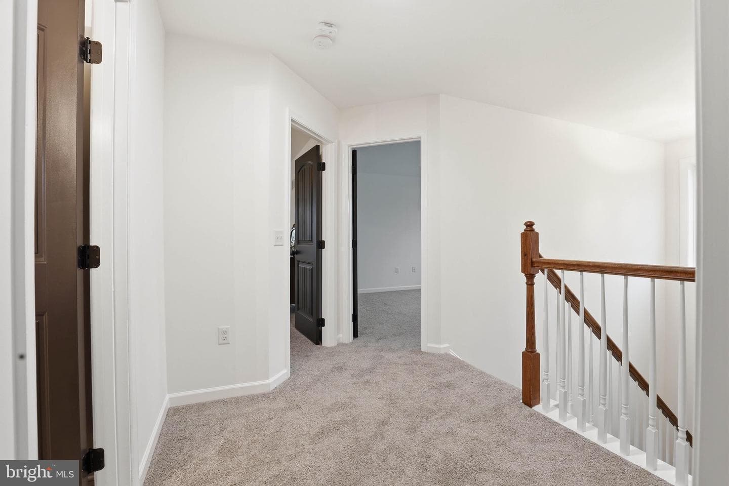 125 Woodmeadow Drive photo 24