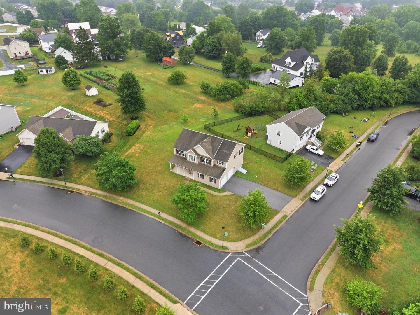 125 Woodmeadow Drive photo 3