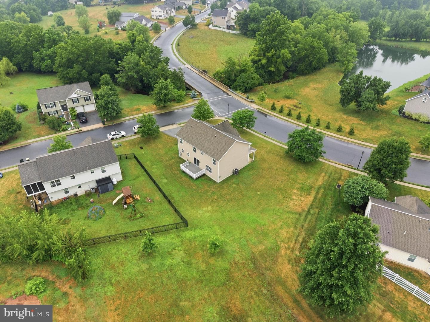 125 Woodmeadow Drive photo 39