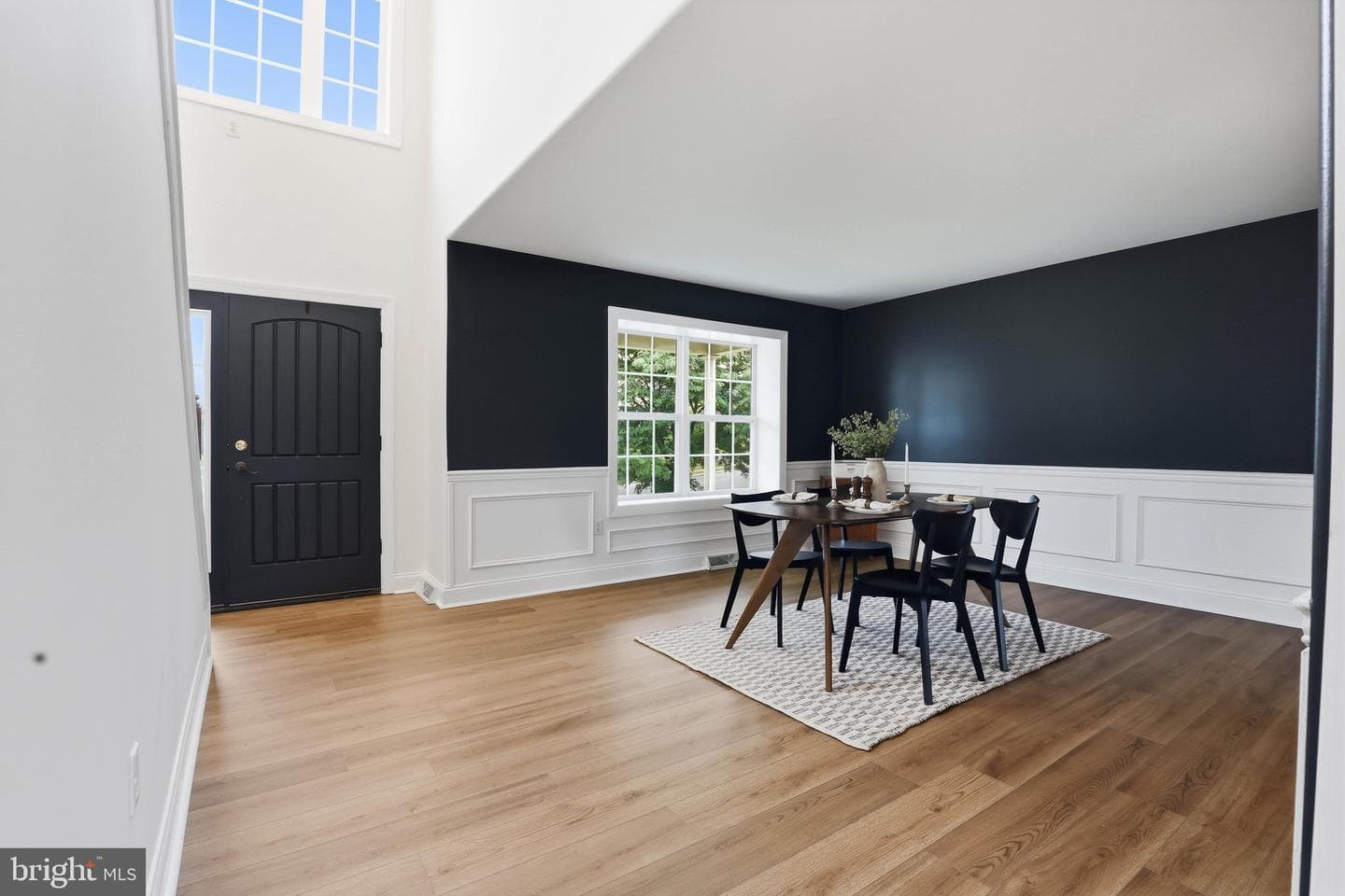 125 Woodmeadow Drive photo 8
