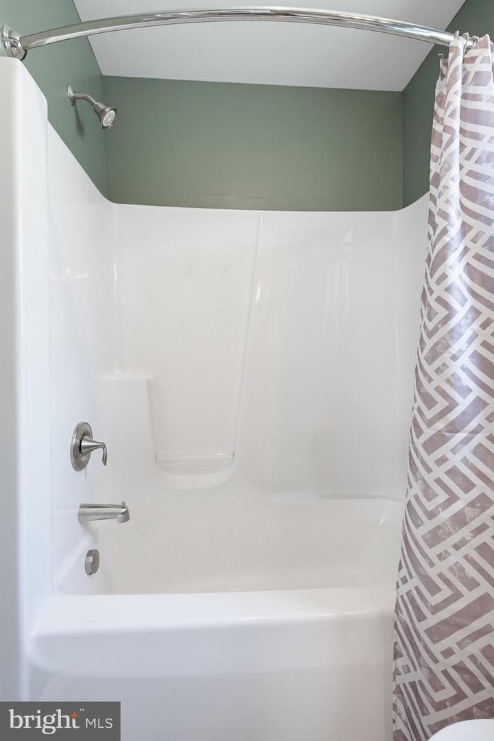 307 Cabot Circle photo 25