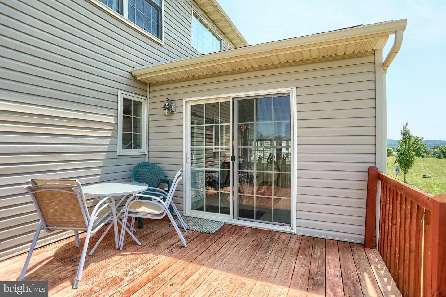 320 Ashley Drive photo 14