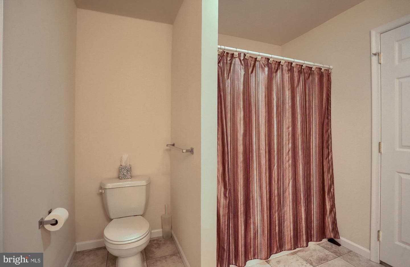 320 Ashley Drive photo 26