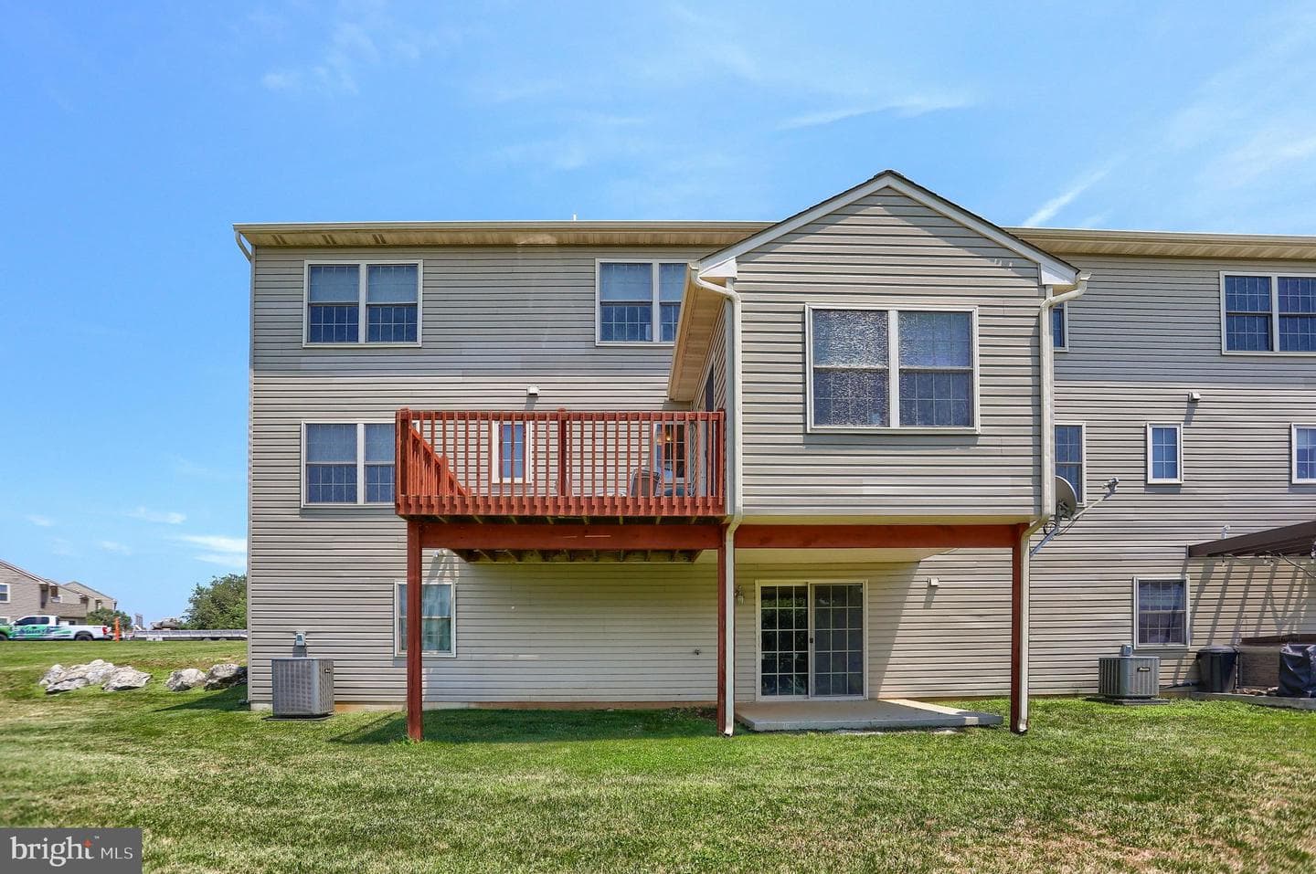 320 Ashley Drive photo 44