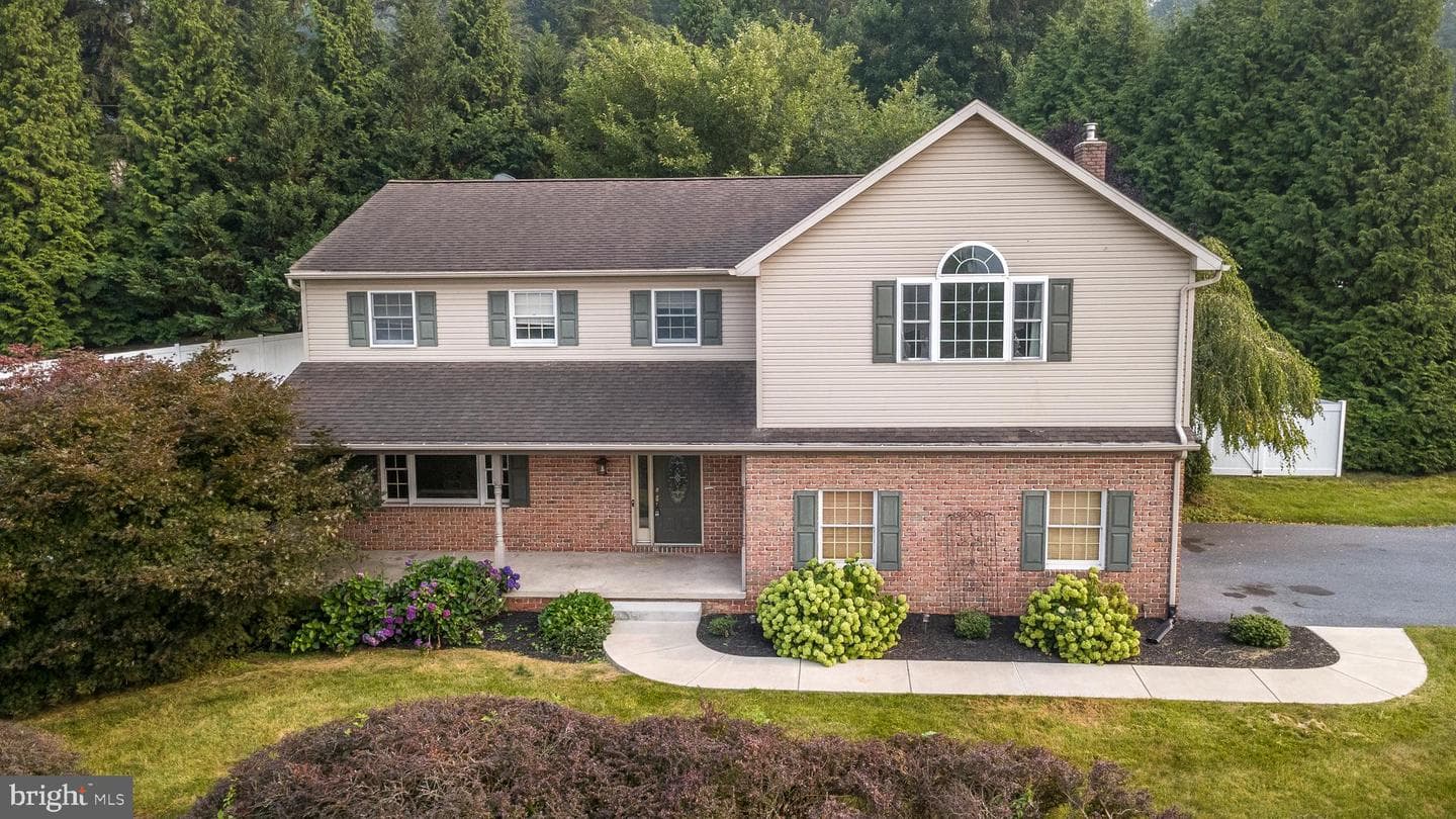 1328 Edgewood Drive, East Earl