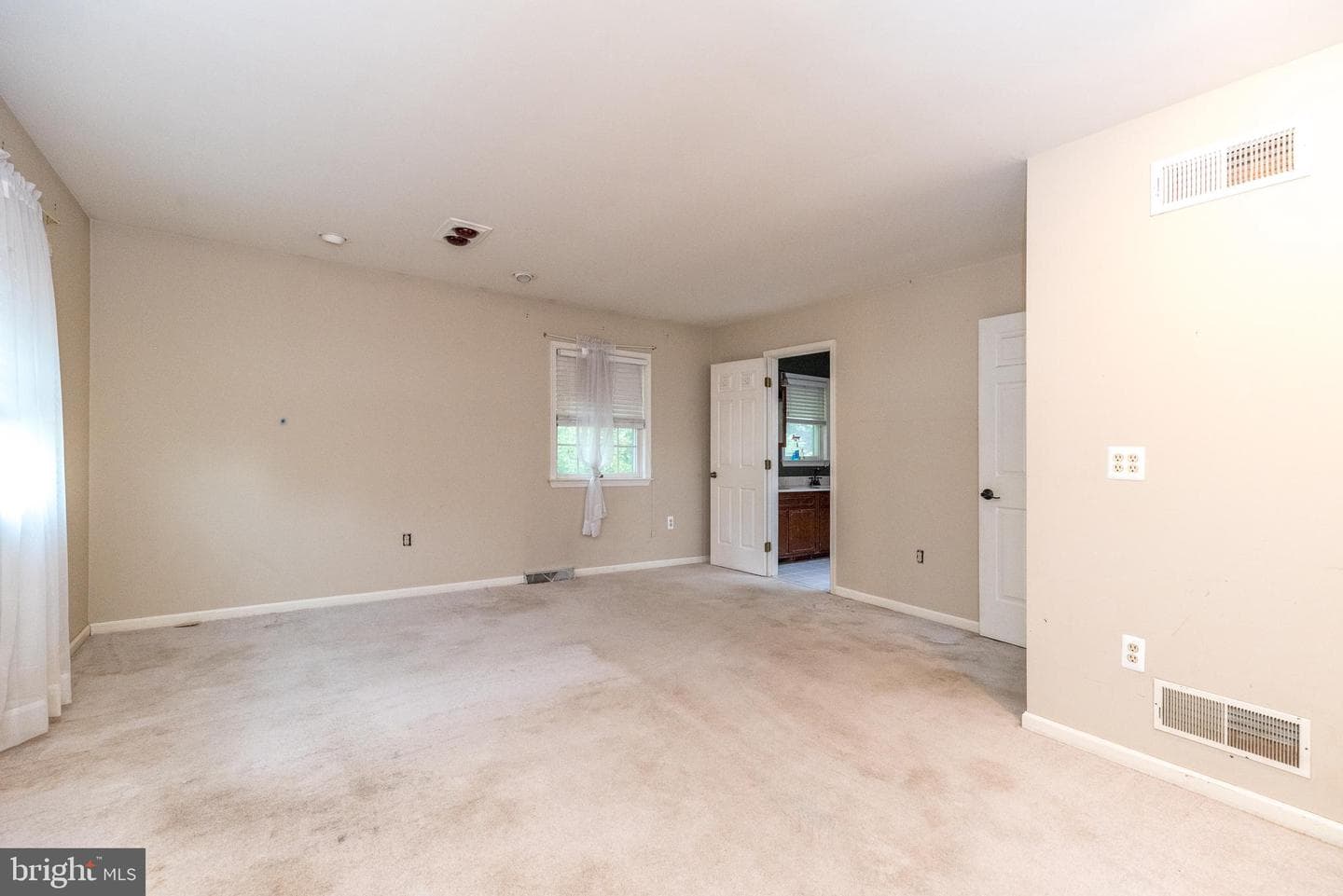 1328 Edgewood Drive photo 32