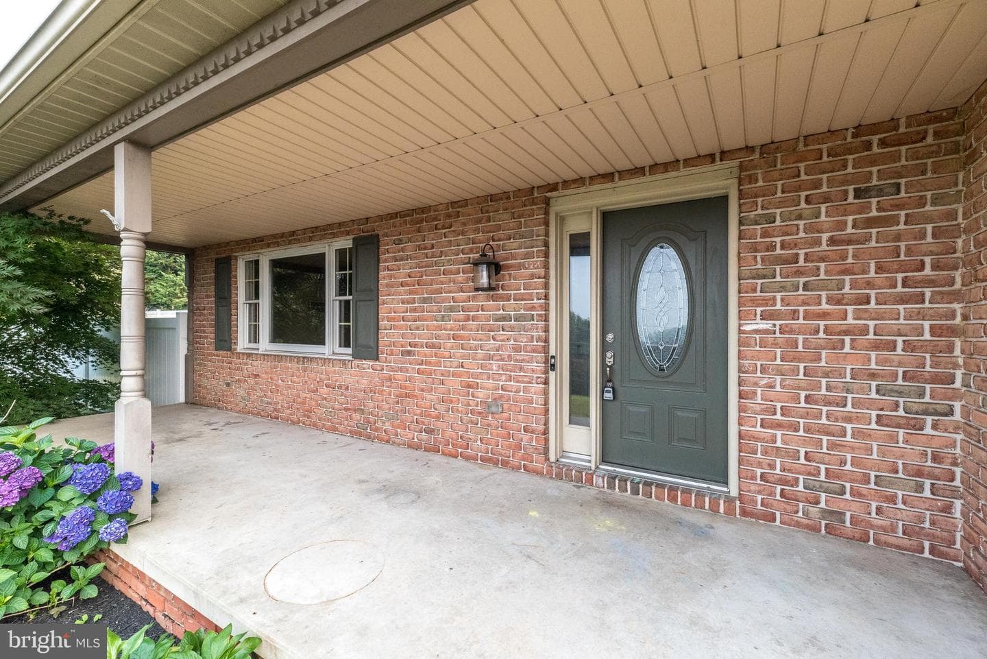 1328 Edgewood Drive photo 7
